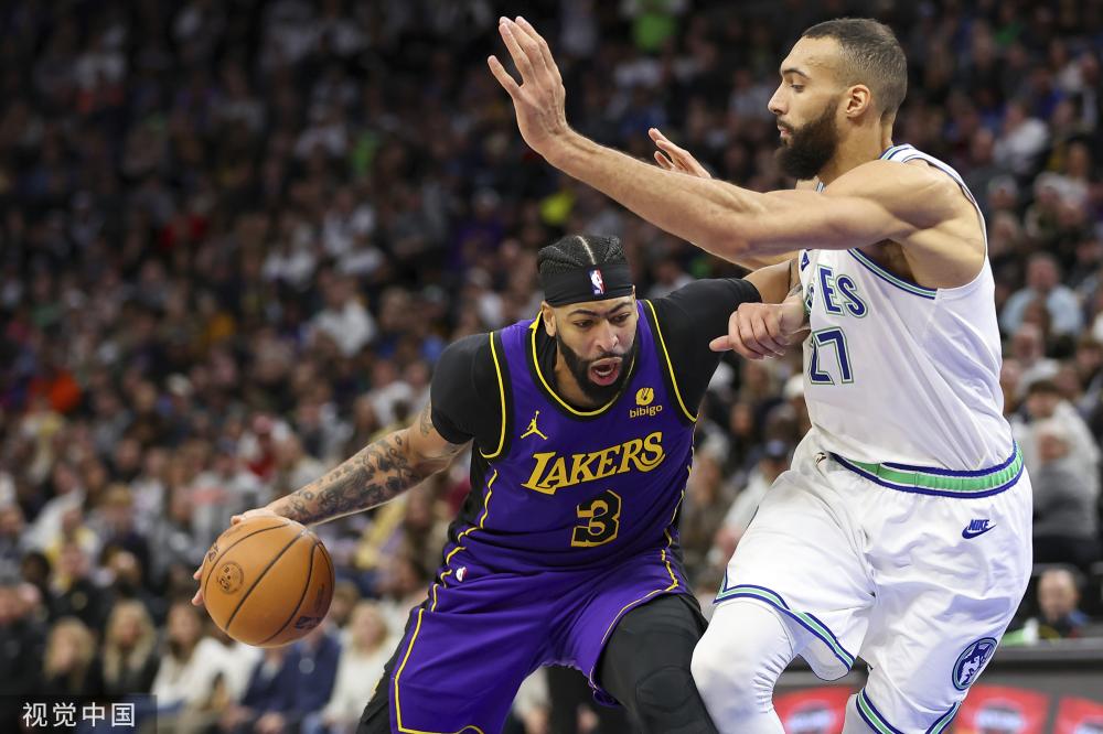 两支球队都 两支球队都