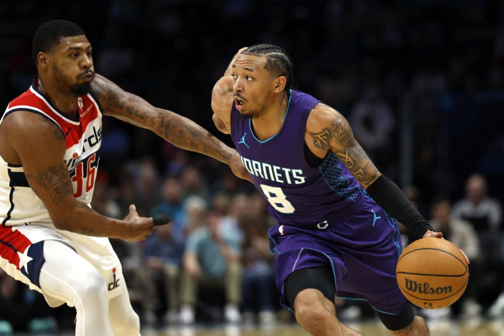 卡马文加 卡马文加