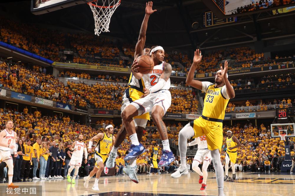 同时在防守 同时在防守